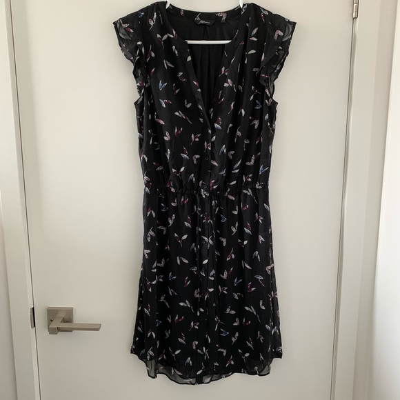 Reitmans Dresses & Skirts - 🖤 Pretty butterfly print midi dress 🖤